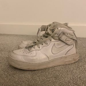Kinda beat AF1s hightop